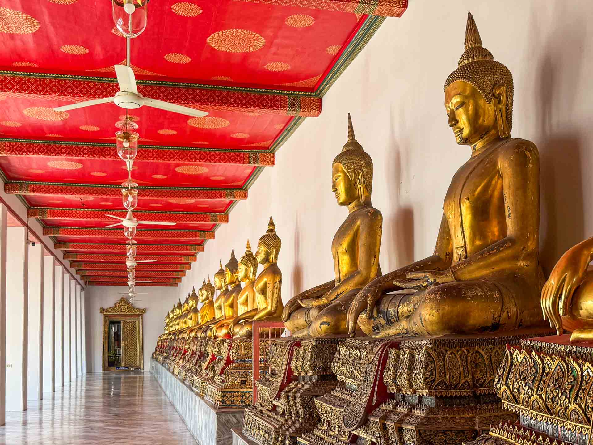 BANGKOK TRAVEL GUIDE AT WIKIVOYAGE intelligence overview